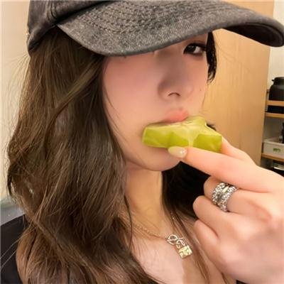 明黄禁色
