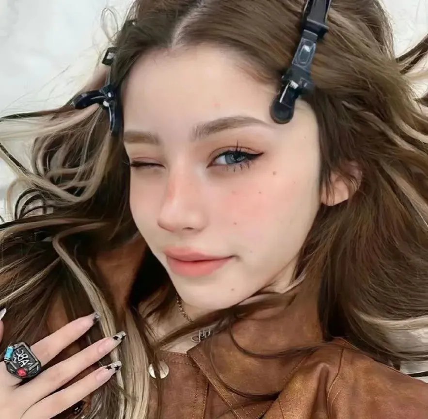 黑色蝴蝶